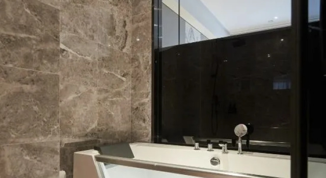 Люкс Deluxe Ningbo Canghai Kaiyuan Mingting Hotel (Canghai Road Songjiang East Road Subway Station Branch)