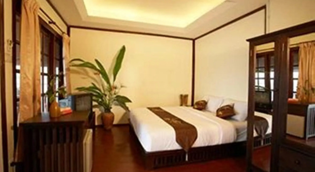 Tharathip Resort