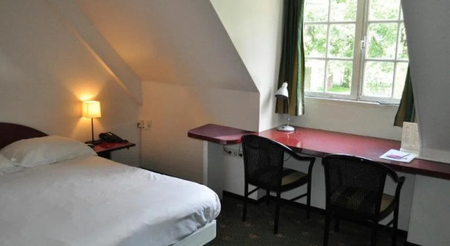 Hotel de Collse Hoeve, Забронировать Отель Нюнен Северный Брабант