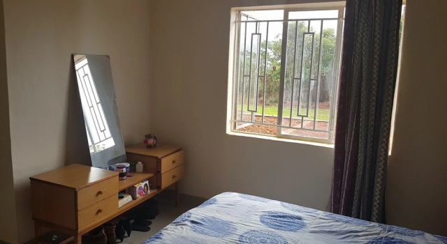 Номер Business Rayoni Guesthouse B&B