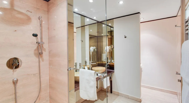 Habitación doble De lujo DoubleTree by Hilton Hotel Cluj - City Plaza