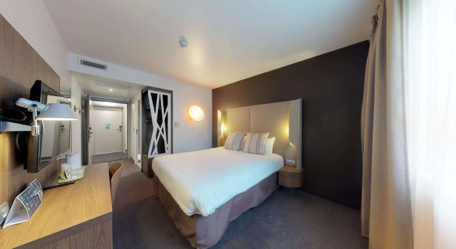 Двухместный номер Standard Campanile Fontainebleau