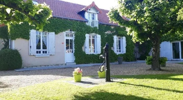 Le Clos des Trois Provinces, Zoo de Beauval, Rezerwuj Hotel Noyers-sur-Cher 