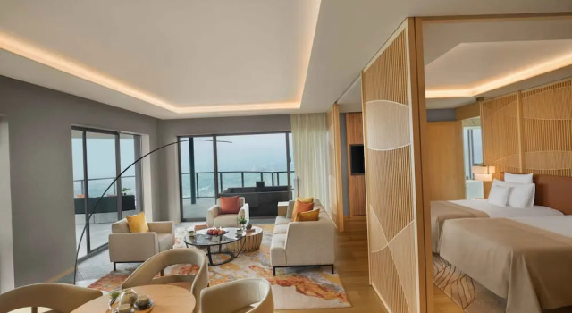 Четырёхместный номер Standard с балконом ANA InterContinental Beppu Resort & Spa by IHG