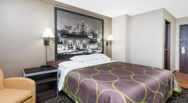 Номер Standard Super 8 by Wyndham Warrensburg