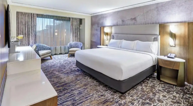 Двухместный номер Lobby Tower Mystic Lake Casino Hotel