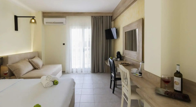 Трёхместный номер Superior Hotel Odysseas