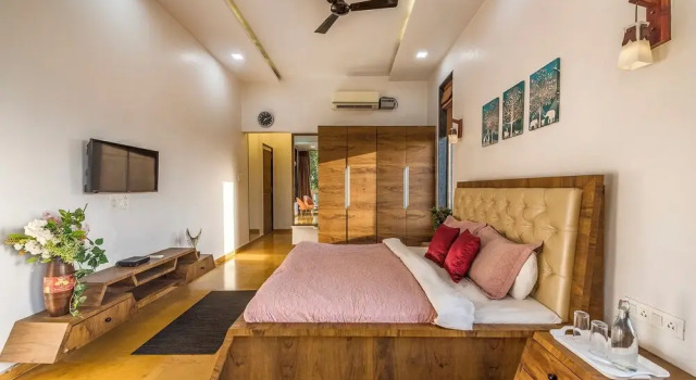 CosmicStays The Luxe Oasis Private Pool Villa & Bar In Lonavala, Забронировать Вилла Лонавала штат Махараштра
