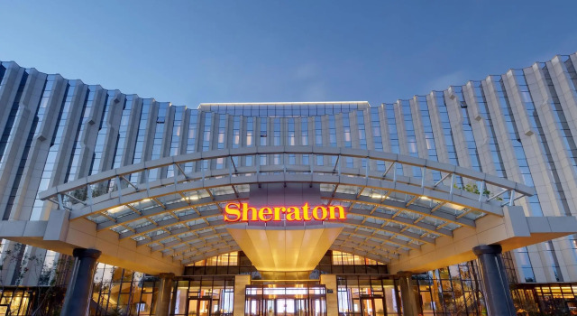Номер Standard Sheraton Changchun Jingyuetan Hotel