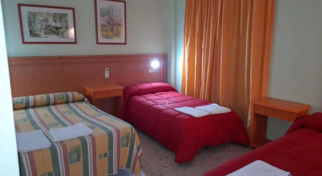 Hostal Carlos III