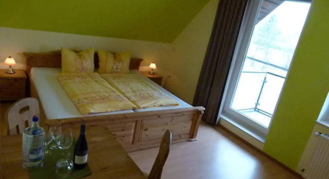Семейный номер Standard с балконом Gästehaus Grunewald Bed & Breakfast