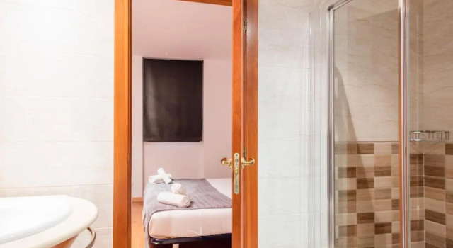 Апартаменты Habitat Apartments Carders