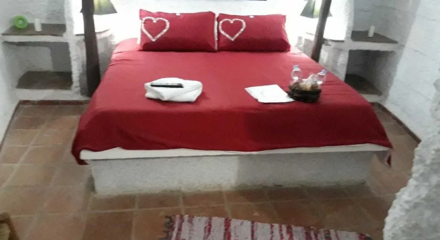 Cuevacasa Cavehotel, Prenota Hotel Freila Provincia di Granada