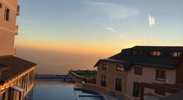 Студия Premier Lux 38 Milmari