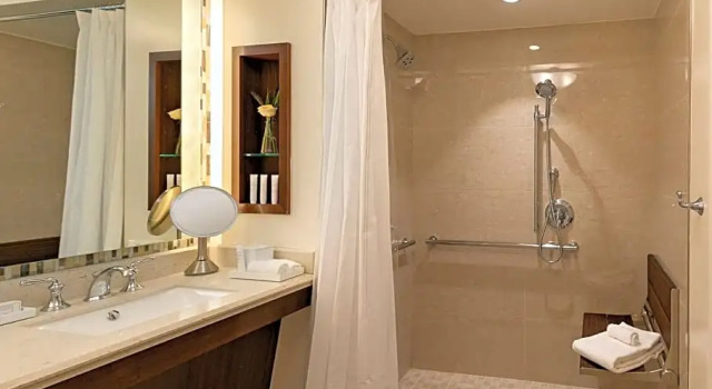 Четырёхместный номер Premier Grand Reserve at The Meritage