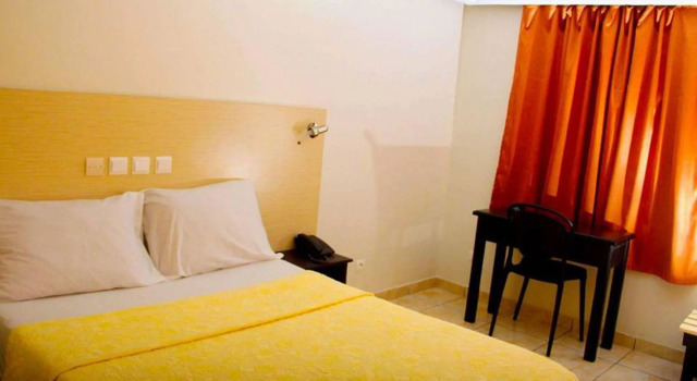 Golden Hôtel, Prenota Hotel Marcory 