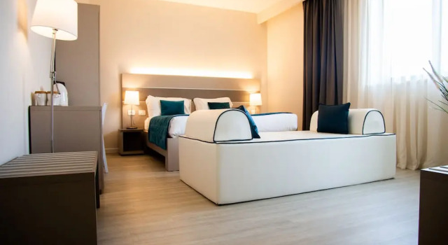 Люкс Deluxe с балконом Hotel Glis