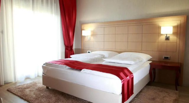 Двухместный номер Standard с балконом Hotel Raca