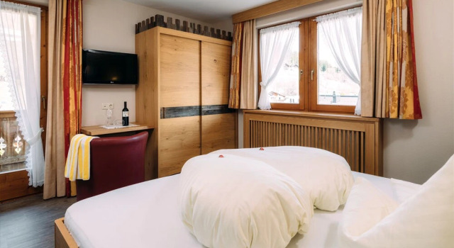 Двухместный номер Standard с балконом Kinderhotel Laderhof