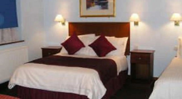 Kings Paget Hotel