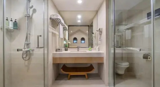 Suite Eteem Resort Hotel