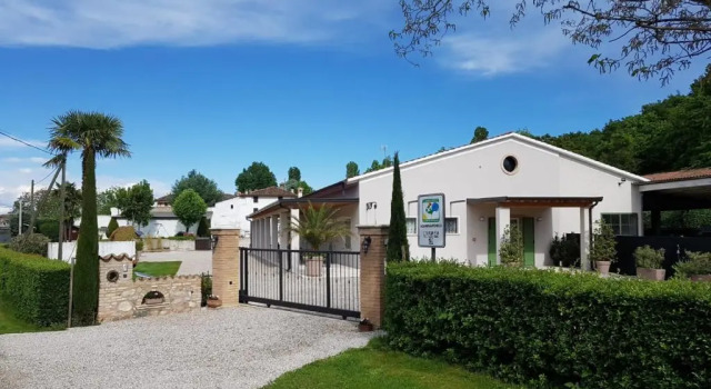 Agriturismo scannaporco, Prenota Hotel Cavriana Lombardia