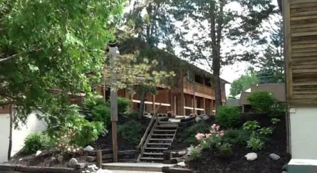The Cedar Lodge, Buchen Sie Hotel Hopewell New York State