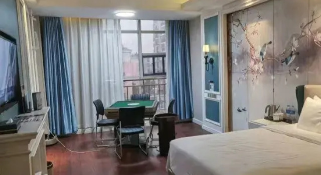 Люкс Rongxin International Hotel