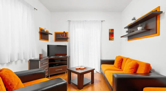 Апартаменты с видом на сад 42° North Apartments