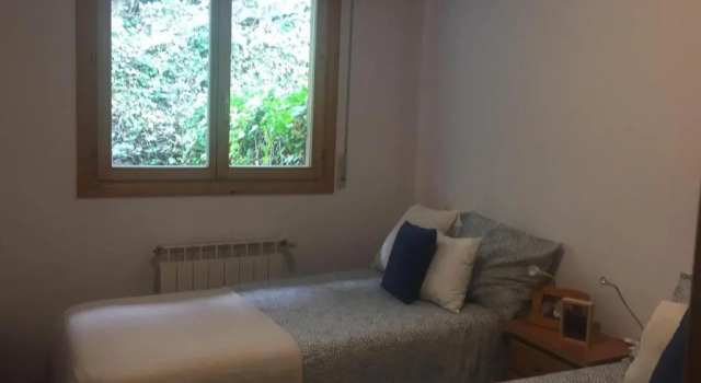 Casa de Claudia Comillas- Jardín privado - A 10 metros del Capricho de Gaudí, Забронировать Отель Комильяс Cantabria Coast, рядом с Кладбище в Комильясе