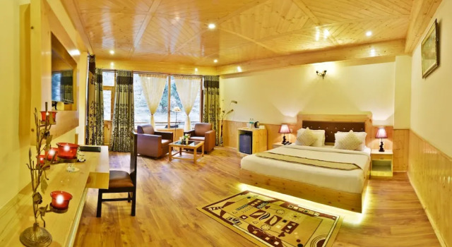 Номер Deluxe Whistling Pines Resorts and Spa
