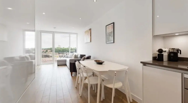 Modern 1bed W/balcony in Bromley, 7mins to Tube, Забронировать Отель Бромли Lewisham