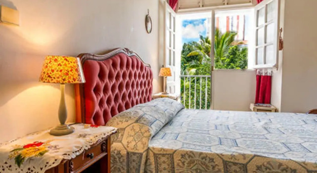 Номер Standard с балконом Les chambres d'hotes de la Villa Cayol