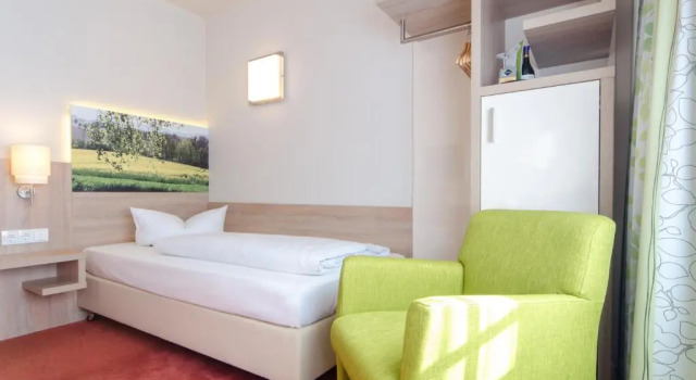 Номер Standard Garden Hotel