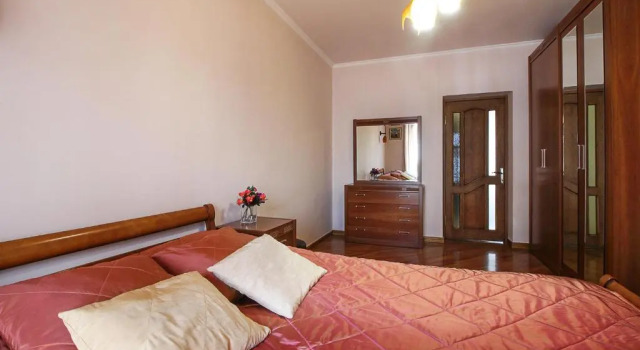 Апартаменты 2 Bedroom Apartments on Nalbandyan street