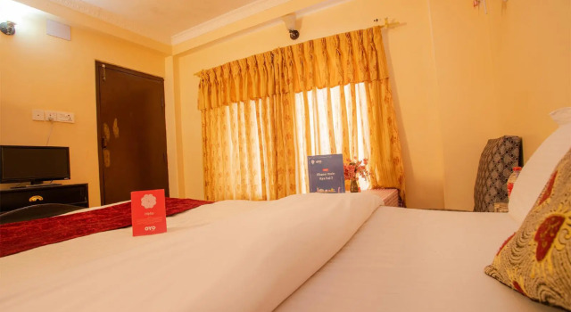 OYO 143 Hotel Stay Well