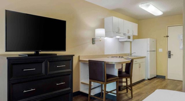 Четырёхместный люкс Extended Stay America Suites - Boston - Waltham - 52 4th Ave