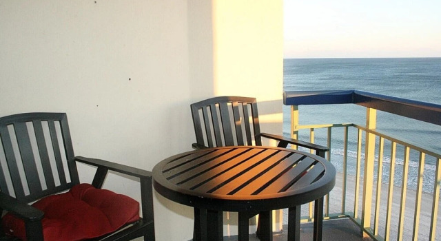 The Oceans Condo #808 1 Bedroom 1 Bathroom Condo, Забронировать Отель Отели Норт-Миртл-Бич с парковкой, рядом с Заповедник Расселл-Берджесс-Костал, Парковка