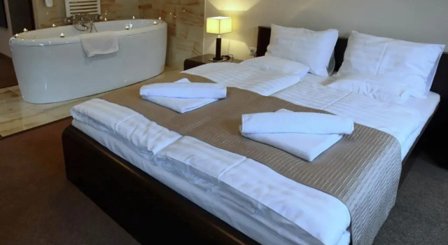 Люкс Hotel Brill Orosháza