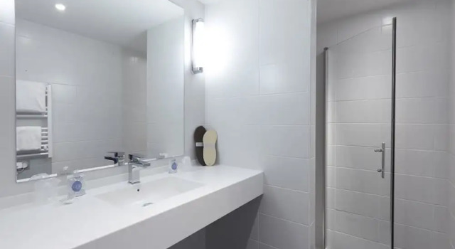 Номер Superior Kyriad Hotel Laval