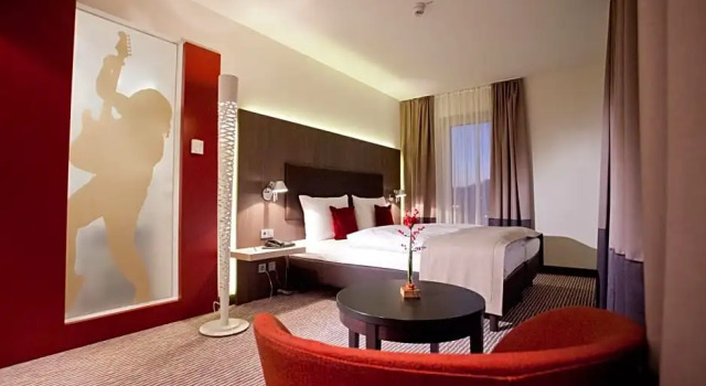 Small Double room bigBOX ALLGAEU Hotel