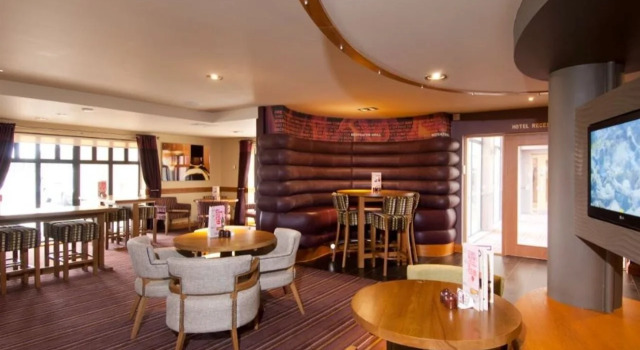 Premier Inn Dartford, Забронировать Отель Отели Англии с завтраком, Завтраки