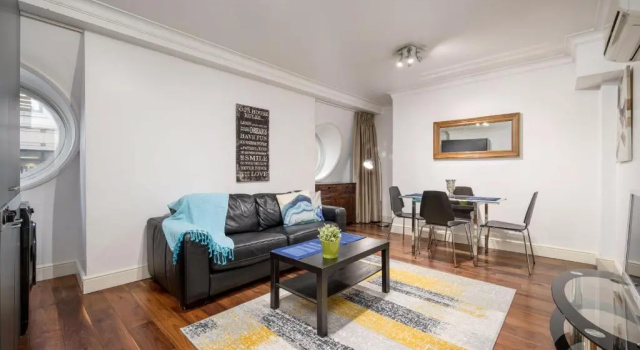 Коттедж Apartment 5, 48 Bishopsgate by City Living London