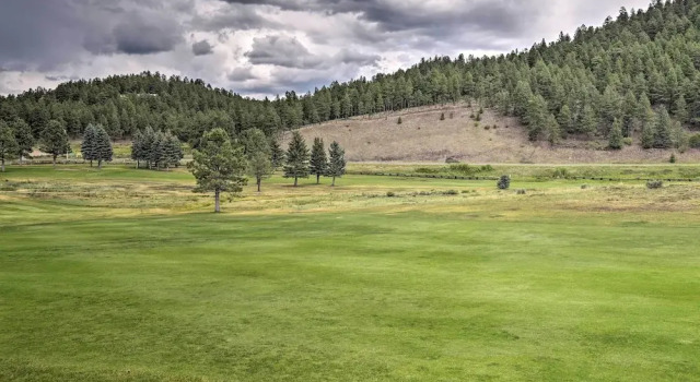 Апартаменты с 3 комнатами с балконом Modern Mountain Retreat w/ Views: Ski, Golf & Hike