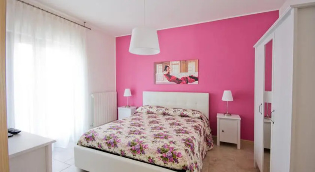 Viadelmare Rooms, Buchen Sie Gasthaus Mini-Hotels in Metropolitanstadt Bari, Gasthaus