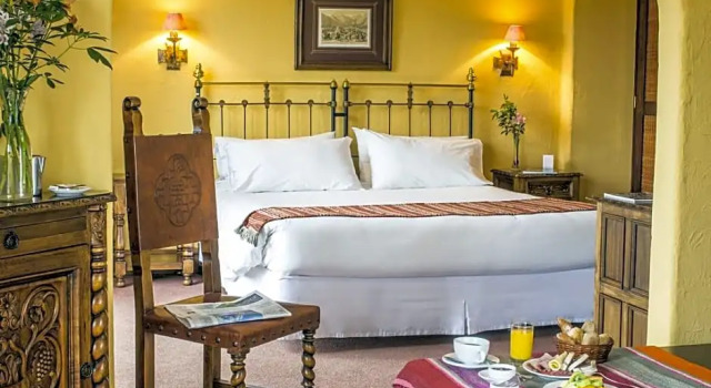 Полулюкс Standard Hotel Santa Cruz Plaza