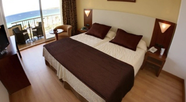 Номер Standard с балконом CM Castell de Mar