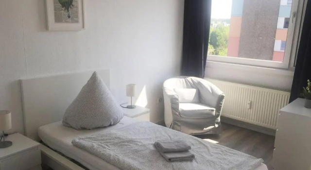 Апартаменты Komplett ausgestattetes Apartment in Dormagen