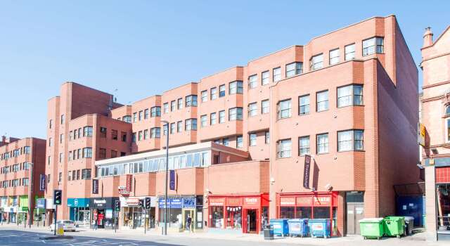 Travelodge Leeds Central Vicar Lane, Забронировать Отель Отели Лидса 3 звезды, рядом с Парк Mandela Gardens, 3*