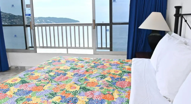 Четырёхместный номер Standard с частичным видом на море Ritz Acapulco Hotel All Inclusive